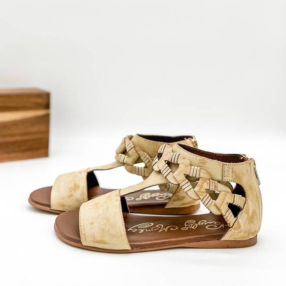 NEW NAUGHTY MONKEY women loop d loop sandals in white - Picture 3 of 6